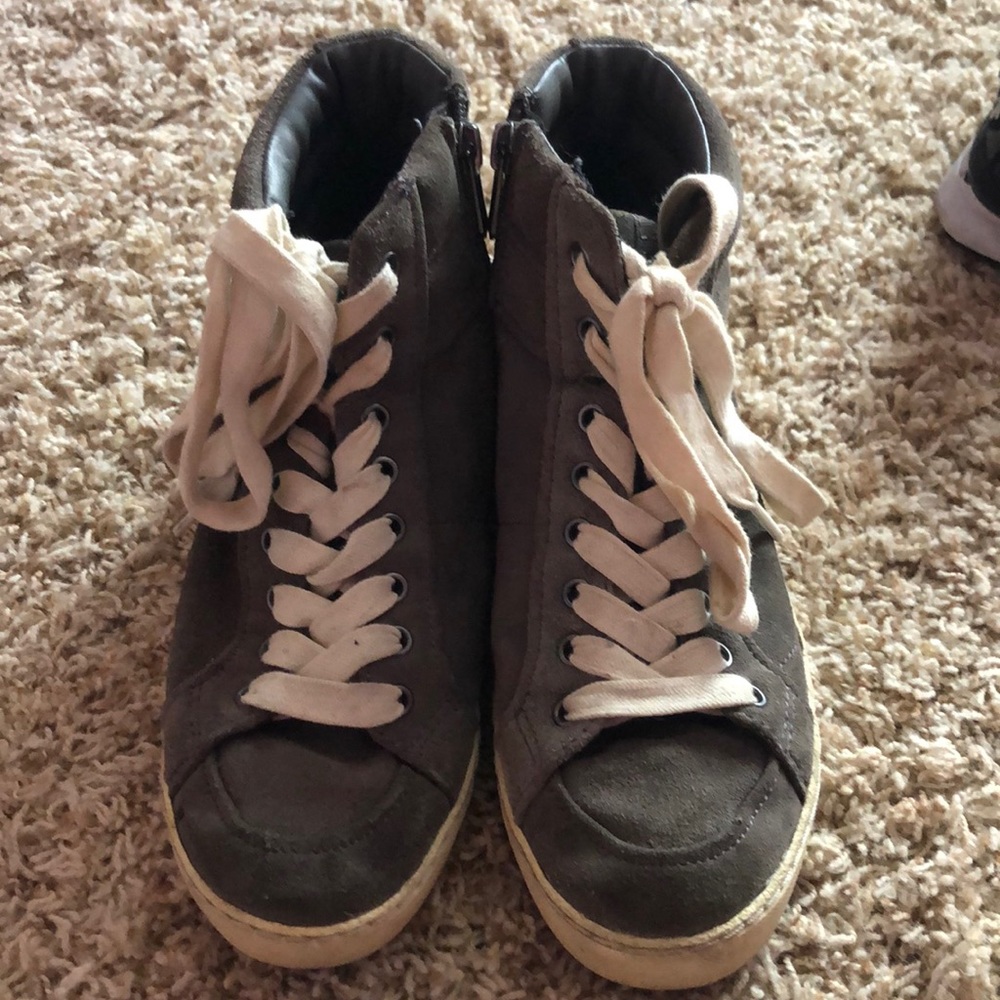 Sam Edelman Grey Sneakers Size 6